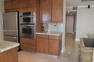 1901 Brickell Ave, Miami, FL 33129 - Photo 17