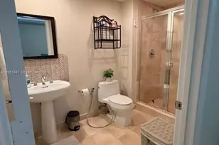 1830 S Ocean Dr, Hallandale Beach, FL 33009 - Photo 27