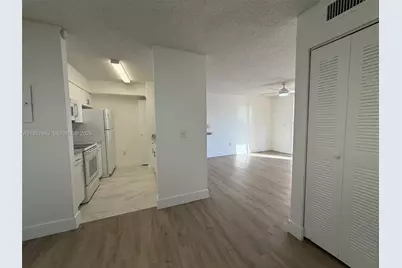 12166 Saint Andrews Pl #210, Miramar, FL 33025 - Photo 3