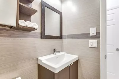 412 NE 4th Ave, Hallandale Beach, FL 33009 - Photo 37