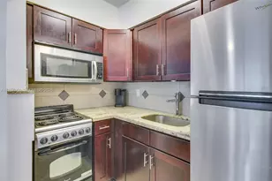 412 NE 4th Ave, Hallandale Beach, FL 33009 - Photo 29