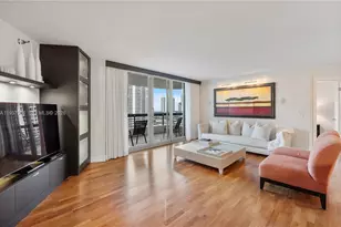 3500 Mystic Pointe Dr, Aventura, FL 33180 - Photo 9