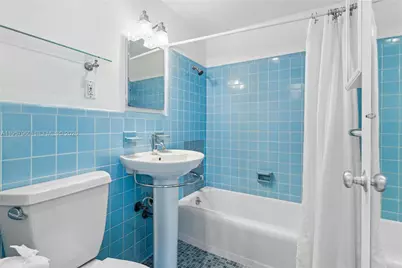 1430 Brickell Bay Dr #PH1, Miami, FL 33131 - Photo 11