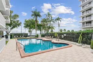 1430 Brickell Bay Dr, Miami, FL 33131 - Photo 13