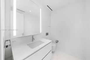 300 Biscayne Blvd Way, Miami, FL 33131 - Photo 33