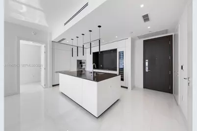 300 Biscayne Boulevard Way #3506W, Miami, FL 33131 - Photo 15