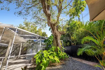 5100 SW 75th St, Miami, FL 33143 - Photo 23