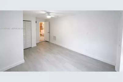 501 NW 13th St #-, Fort Lauderdale, FL 33311 - Photo 9