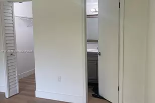 8045 SW 107th Ave, Miami, FL 33173 - Photo 17