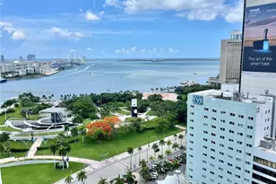 244 Biscayne Blvd, Miami, FL 33132 - Photo 3