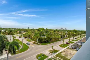 1000 NE 14th Ave, Hallandale Beach, FL 33009 - Photo 29