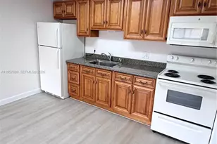 7160 Southgate Blvd, Tamarac, FL 33321 - Photo 11