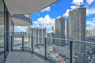 1000 Brickell Plaza, Miami, FL 33131 - Photo 7