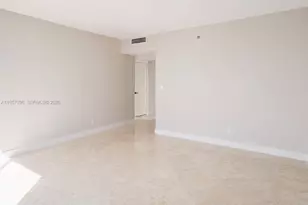 520 Brickell Key Dr, Miami, FL 33131 - Photo 23