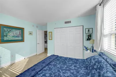 3232 SW 22nd Ter #501, Miami, FL 33145 - Photo 19