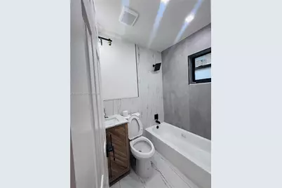 220 NW 27th Ave, Pompano Beach, FL 33069 - Photo 11