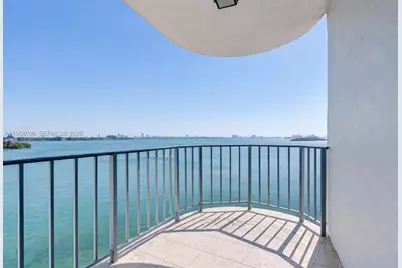 11930 N Bayshore Dr #606, North Miami, FL 33181 - Photo 3