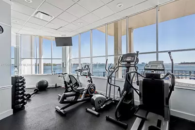 11930 N Bayshore Dr #606, North Miami, FL 33181 - Photo 27