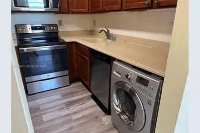 13120 SW 92nd Ave #B-406, Miami, FL 33176 - Photo 5