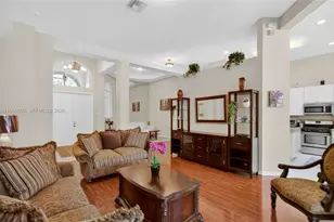 6353 SW 191st Ave, Pembroke Pines, FL 33332 - Photo 19