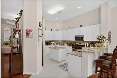 6353 SW 191st Ave, Pembroke Pines, FL 33332 - Photo 53