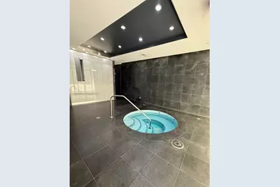 55 SE 6th St #1807, Miami, FL 33131 - Photo 23