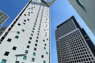 55 SE 6th St, Miami, FL 33131 - Photo 19