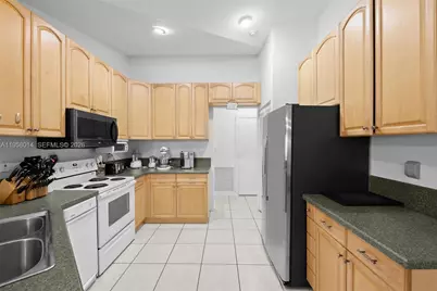 4201 SW 78th Dr, Davie, FL 33328 - Photo 11