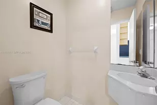 4201 SW 78th Dr, Davie, FL 33328 - Photo 23