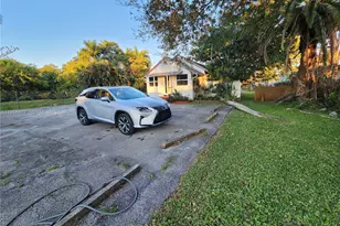 4616 SW 33rd Ave, Dania Beach, FL 33312 - Photo 3