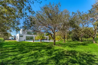 9525 SW 95th Ct, Miami, FL 33176 - Photo 27