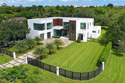 9525 SW 95th Ct, Miami, FL 33176 - Photo 27