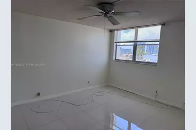 2821 N Miami Beach Blvd #3L, North Miami Beach, FL 33160 - Photo 9