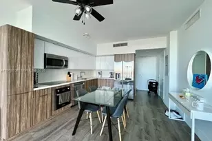 92 SW 3rd St, Miami, FL 33130 - Photo 3