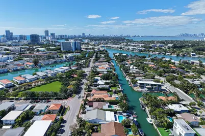 7910 Hawthorne Ave, Miami Beach, FL 33141 - Photo 5