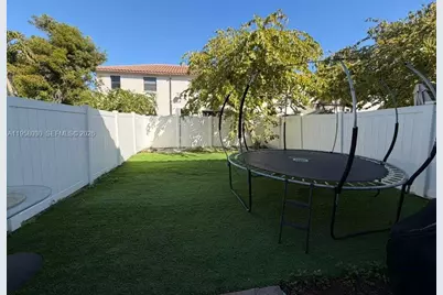 3393 W 90th St #0, Hialeah, FL 33018 - Photo 7