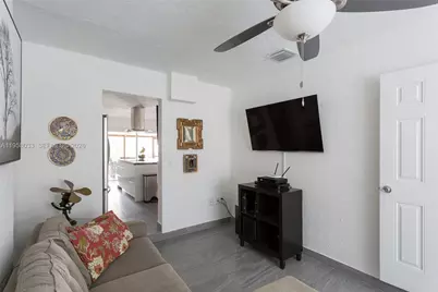 8514 SW 103rd Ave #8514, Miami, FL 33173 - Photo 7