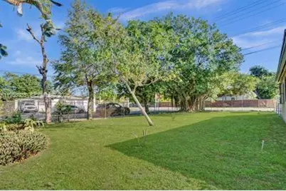 10430 NW 5th Ave, Miami, FL 33150 - Photo 37