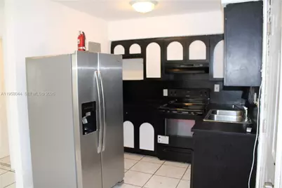 1601 NW 81st St #1601, Miami, FL 33147 - Photo 3