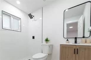 3721 SW 46th Ave, West Park, FL 33023 - Photo 15