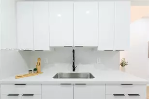 3721 SW 46th Ave, West Park, FL 33023 - Photo 7