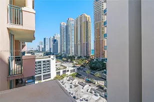 17555 Atlantic Blvd, Sunny Isles Beach, FL 33160 - Photo 17