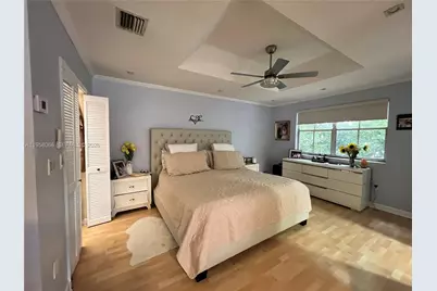 13249 NW 9th Ln, Miami, FL 33182 - Photo 37