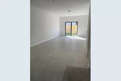 212 SW 159th Ter #0, Pembroke Pines, FL 33027 - Photo 9