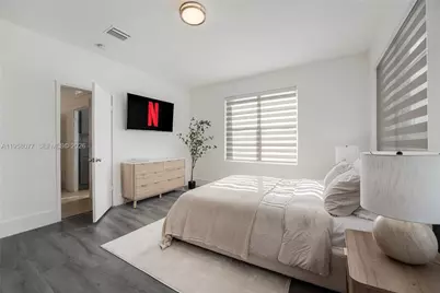 301 SW 10th Ave #8, Miami, FL 33130 - Photo 9