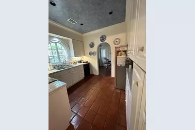 1103 Genoa St, Coral Gables, FL 33134 - Photo 9