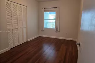 471 NE 25th St, Miami, FL 33137 - Photo 41