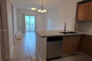 471 NE 25th St, Miami, FL 33137 - Photo 7