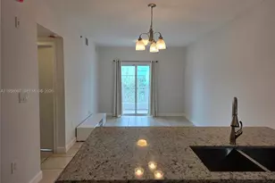 471 NE 25th St, Miami, FL 33137 - Photo 9