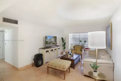6600 Cypress Rd #105, Plantation, FL 33317 - Photo 5
